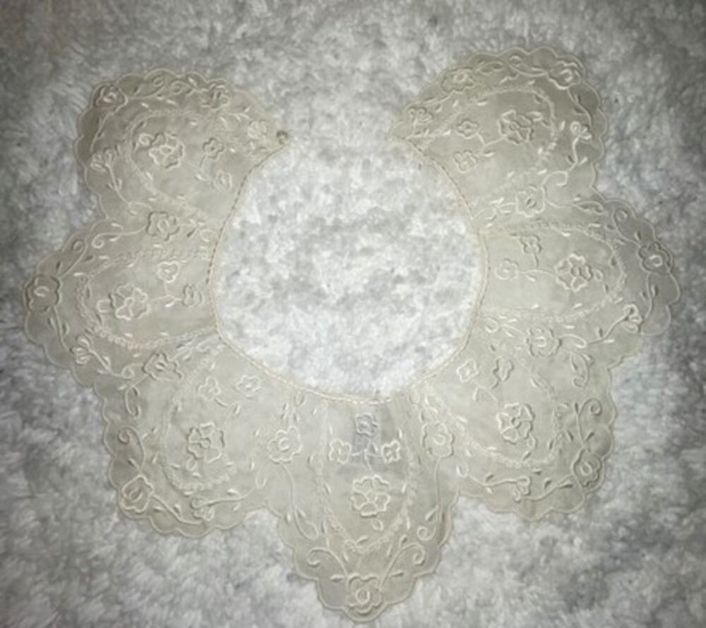 Vintage silk collar